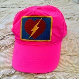Aviator Nation VINTAGE BOLT HEART TRUCKER HAT